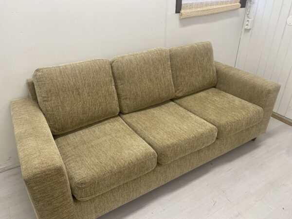 Asko 3 istuttava sohva